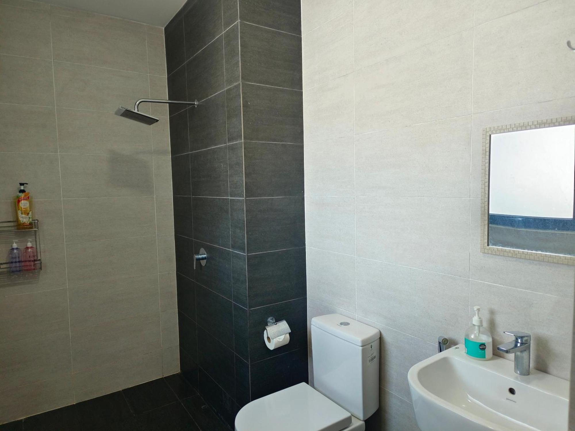 #free Netflix 1br Troika Residensi By Aghome Apartment *