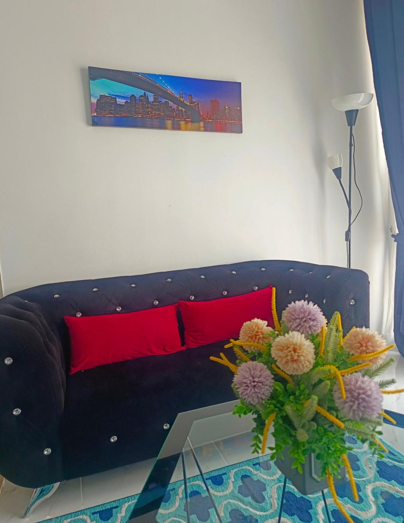 Apartment #free Netflix 1br Troika Residensi By Aghome *