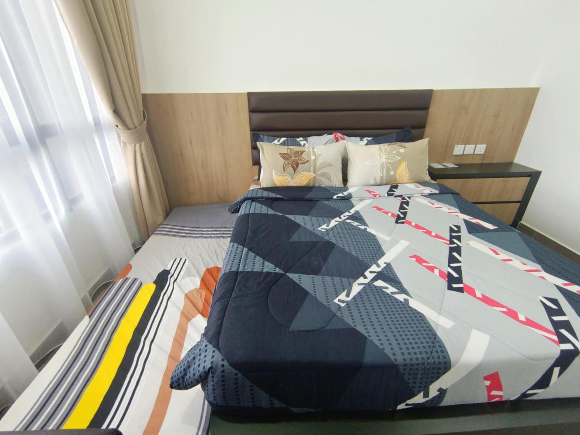 #free Netflix 1br Troika Residensi By Aghome Apartment Kota Bharu