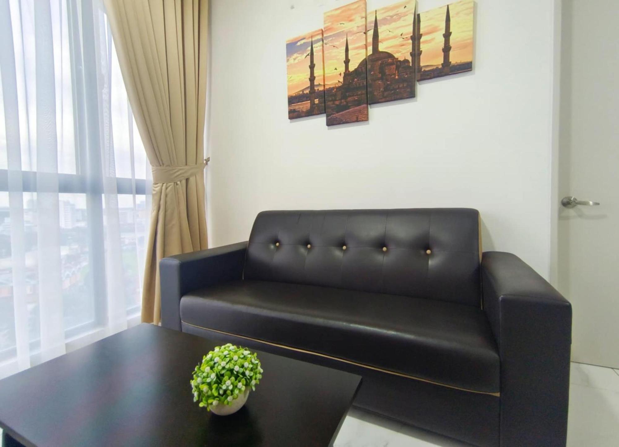 #free Netflix 1br Troika Residensi By Aghome * Kota Bharu